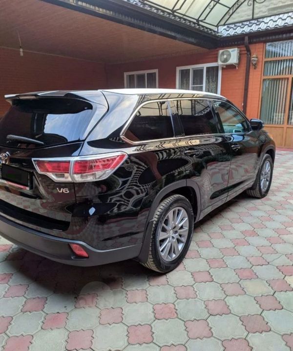 SUV   Toyota Highlander 2015 , 2250000 , 