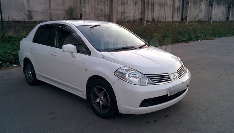  Nissan Tiida Latio 2005 , 310000 , 