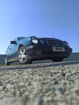  Mercedes-Benz E-Class 1996 , 200000 , 