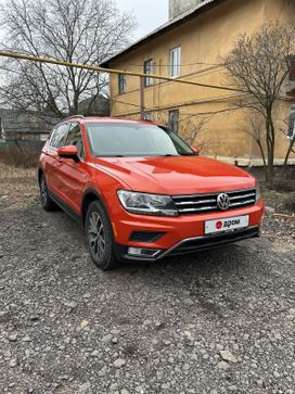 SUV   Volkswagen Tiguan Allspace 2018 , 2700000 , 