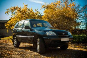 SUV   Chevrolet Niva 2006 , 240000 , 