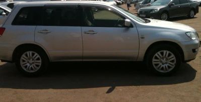 SUV   Mitsubishi Airtrek 2001 , 310000 , 