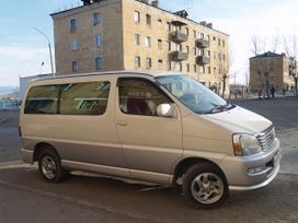    Toyota Hiace Regius 2002 , 550000 , 