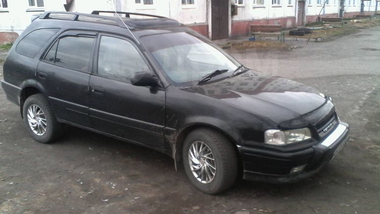  Toyota Sprinter Carib 1995 , 180000 , 