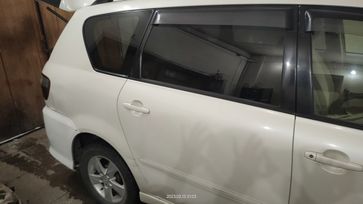    Toyota Ipsum 2004 , 660000 , 