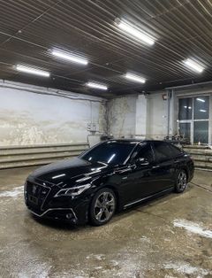 Седан Toyota Crown 2018 года, 3500000 рублей, Якутск