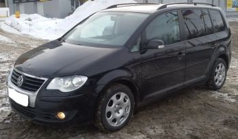    Volkswagen Touran 2008 , 350000 , 