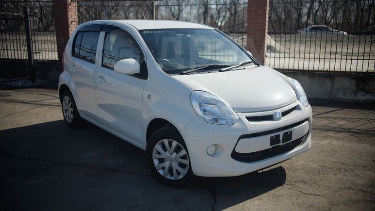  Toyota Passo 2015 , 560000 , 