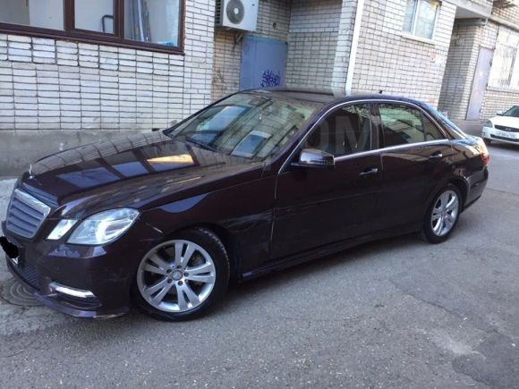  Mercedes-Benz E-Class 2012 , 750000 , 