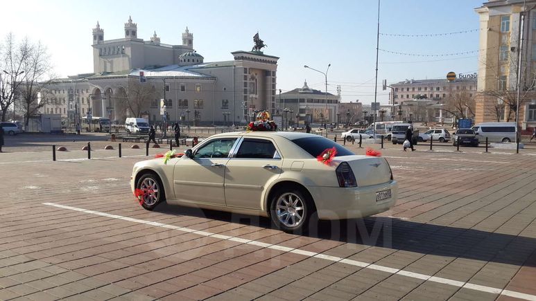  Chrysler 300C 2005 , 750000 , -