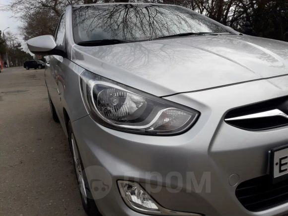  Hyundai Accent 2011 , 480000 , 