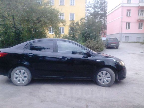 Kia Rio 2011 , 450000 , 