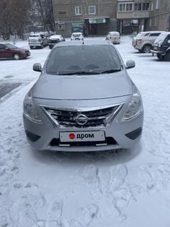 Седан Nissan Latio 2015 года, 850000 рублей, Иркутск