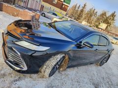 Седан Toyota Camry 2021 года, 3890000 рублей, Омск