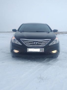  Hyundai Sonata 2011 , 700000 , 