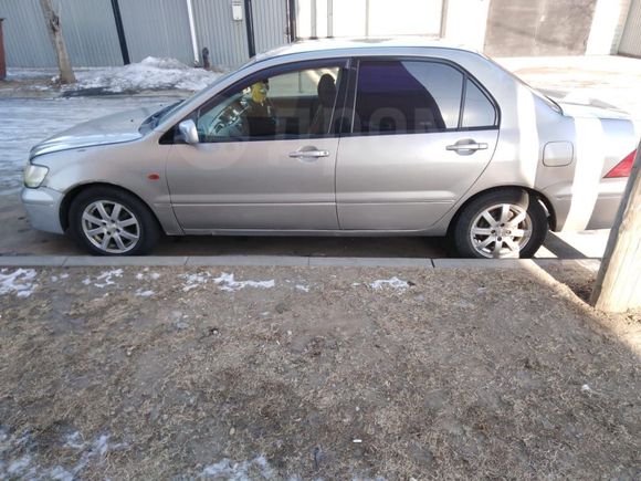  Mitsubishi Lancer Cedia 2001 , 260000 , 