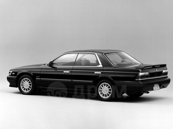  Nissan Laurel 1989 , 69000 , 