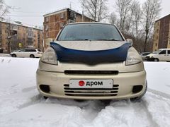 Хэтчбек Toyota Funcargo 2002 года, 535000 рублей, Красноярск