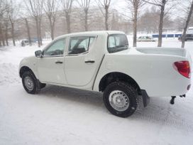  Mitsubishi L200 2012 , 800000 , 