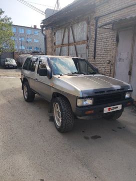 SUV или внедорожник Nissan Terrano 1990 года, 530000 рублей, Владивосток