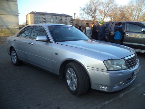  Nissan Gloria 2001 , 333000 , 