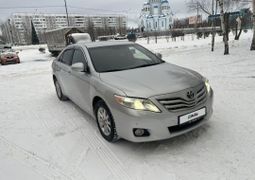 Седан Toyota Camry 2011 года, 1400000 рублей, Сургут