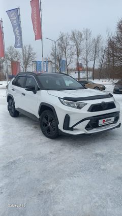 SUV или внедорожник Toyota RAV4 2021 года, 4658000 рублей, Барнаул