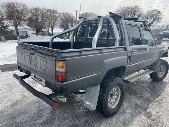  Toyota Hilux 1988 , 850000 , 