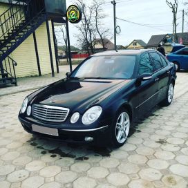  Mercedes-Benz E-Class 2004 , 410000 , 