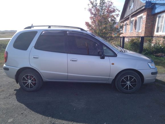    Toyota Corolla Spacio 1998 , 290000 , 