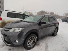 SUV или внедорожник Toyota RAV4 2015 года, 2500000 рублей, Новосибирск