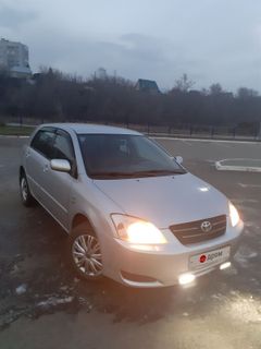 Хэтчбек Toyota Corolla 2003 года, 530000 рублей, Бийск