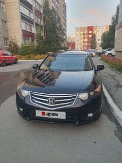 Седан Honda Accord 2008 года, 1350000 рублей, Сургут
