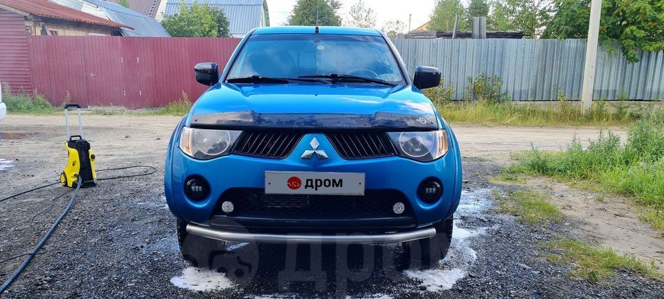  Mitsubishi L200 2007 , 700000 , 