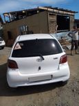  3  Toyota Yaris 2000 , 200000 , 