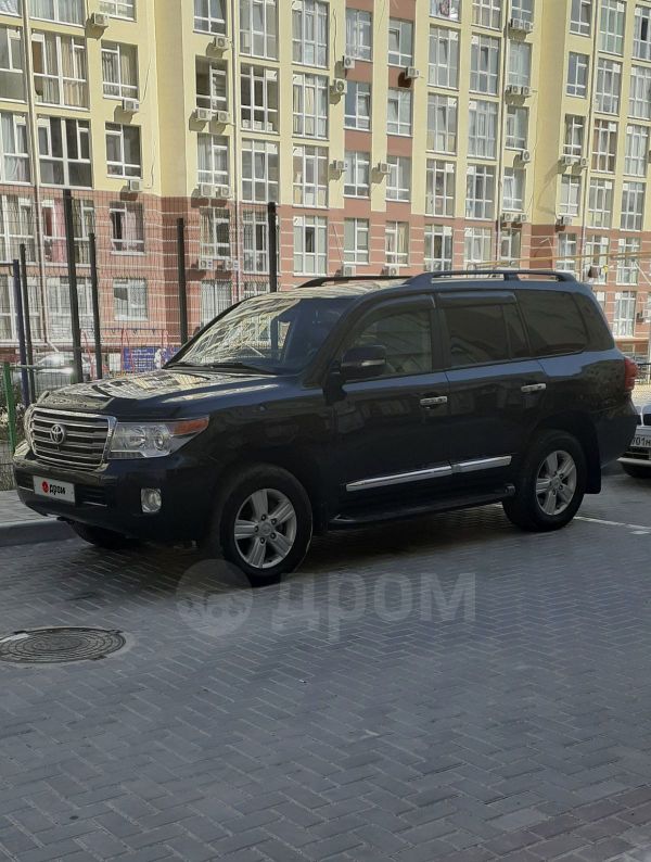 SUV   Toyota Land Cruiser 2012 , 2400000 , 