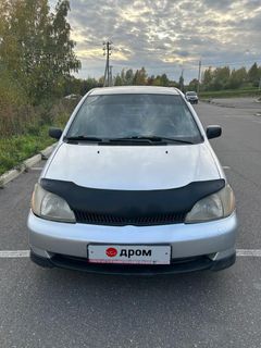 Седан Toyota Echo 2000 года, 275000 рублей, Томск