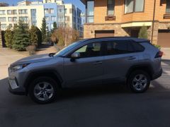 SUV или внедорожник Toyota RAV4 2020 года, 3295000 рублей, Санкт-Петербург