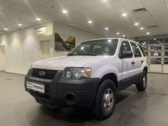 SUV или внедорожник Ford Escape 2005 года, 749000 рублей, Москва