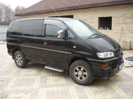    Mitsubishi Delica 2004 , 600000 , 