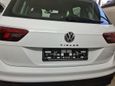 SUV   Volkswagen Tiguan 2020 , 2100000 , 