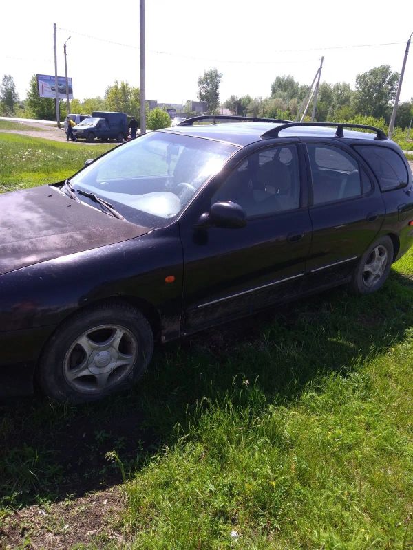  Hyundai Elantra 2000 , 180000 , 