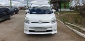    Toyota Voxy 2008 , 800000 , 