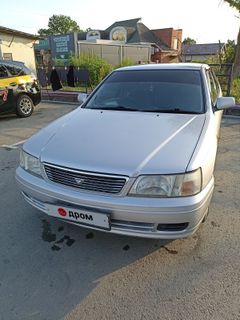 Седан Nissan Bluebird 2000 года, 185000 рублей, Артём