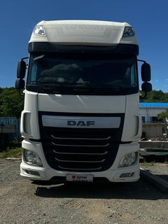 Седельный тягач DAF XF106 2017 года, 4500000 рублей, Владивосток