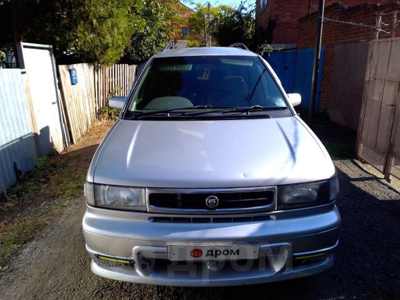    Nissan Prairie 1996 , 130000 , 