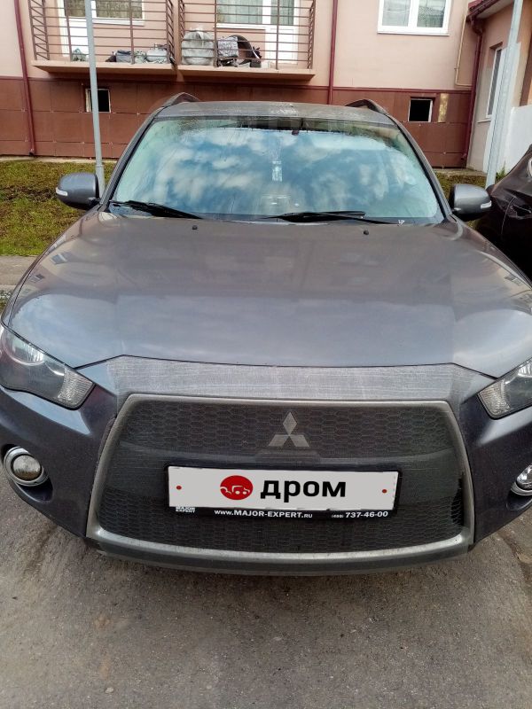 SUV   Mitsubishi Outlander 2012 , 880000 , 