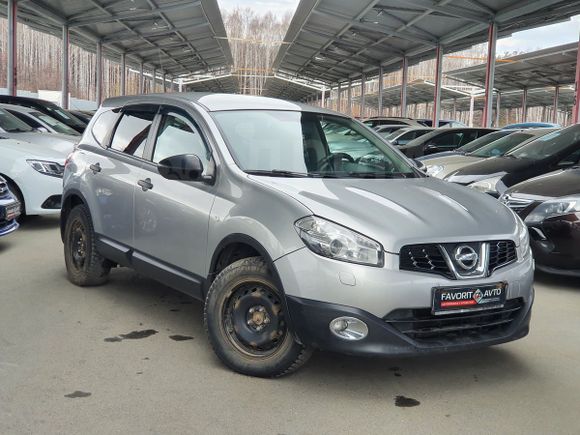 SUV   Nissan Qashqai+2 2011 , 659000 , 