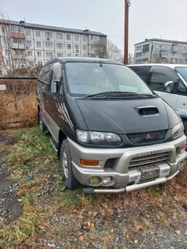    Mitsubishi Delica 1998 , 600000 , 
