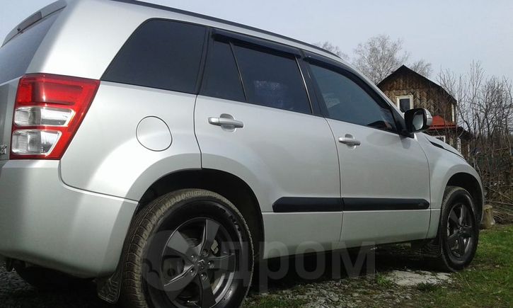 SUV   Suzuki Grand Vitara 2012 , 900000 , 